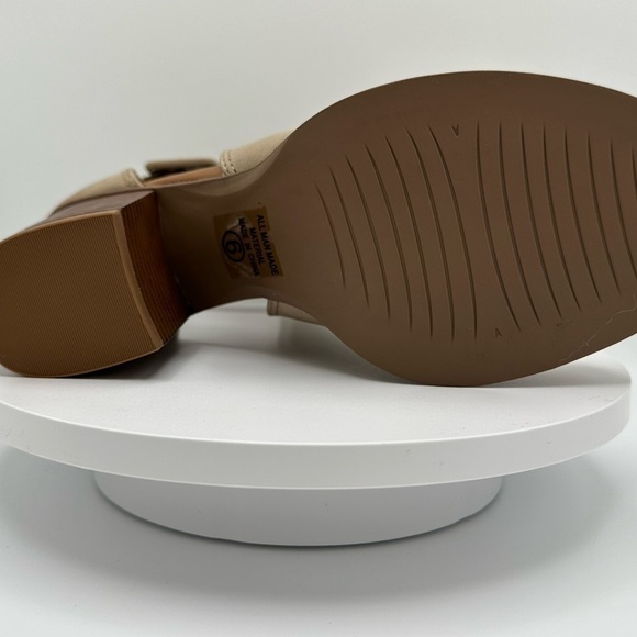 SODA “Aran” Bootie, NIB, Size 6 - Picture 3 of 12